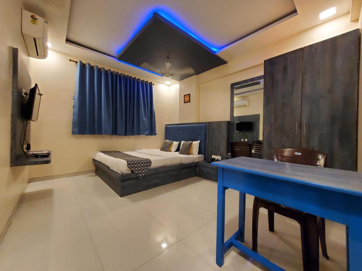 Hotel Mari Aai Residency Navi Mumbai Ngoại thất bức ảnh