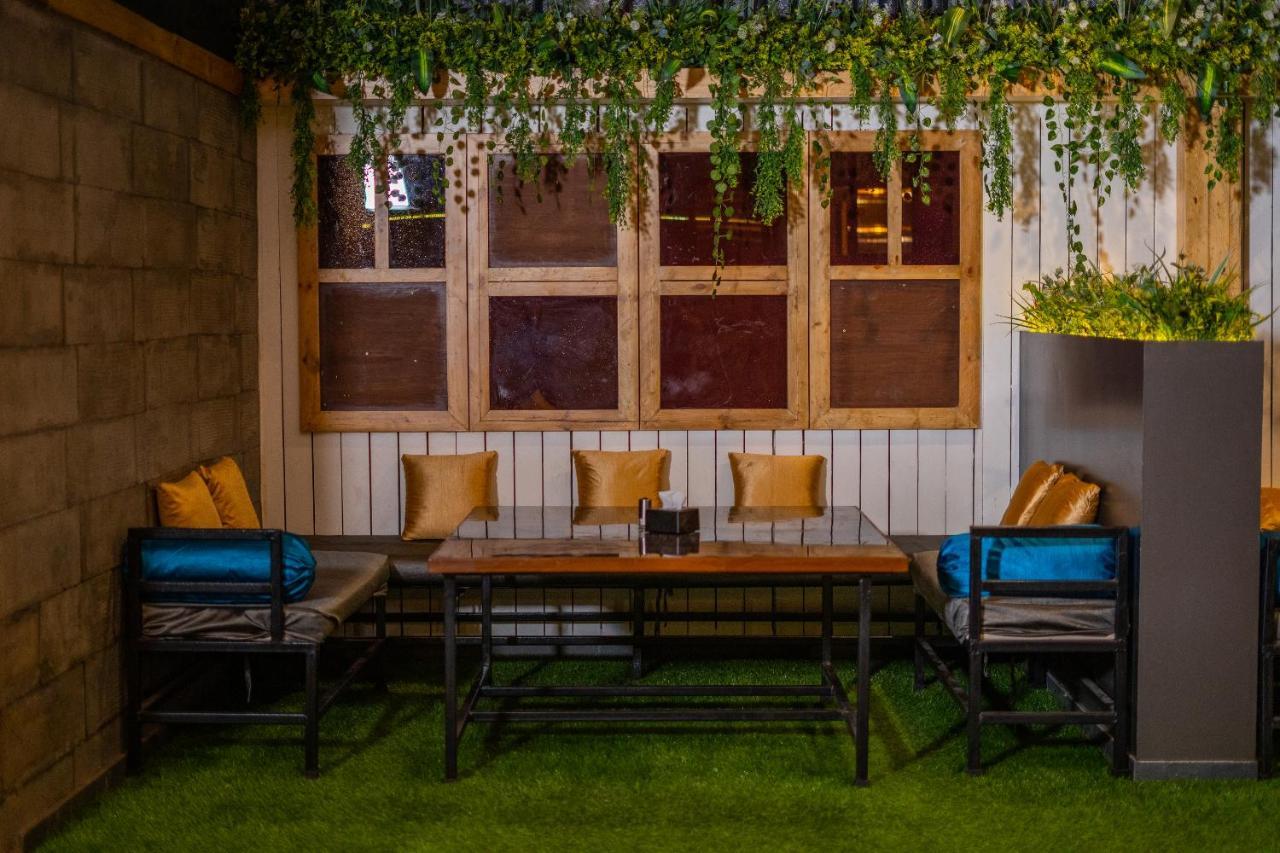 Hotel Mari Aai Residency Navi Mumbai Ngoại thất bức ảnh