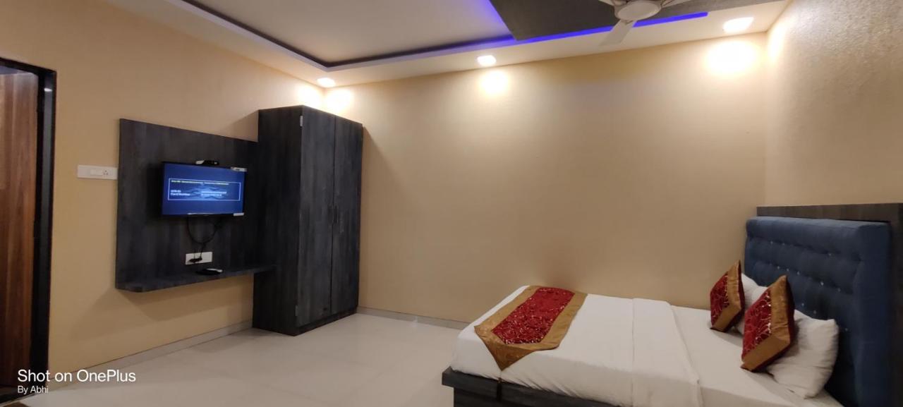 Hotel Mari Aai Residency Navi Mumbai Ngoại thất bức ảnh