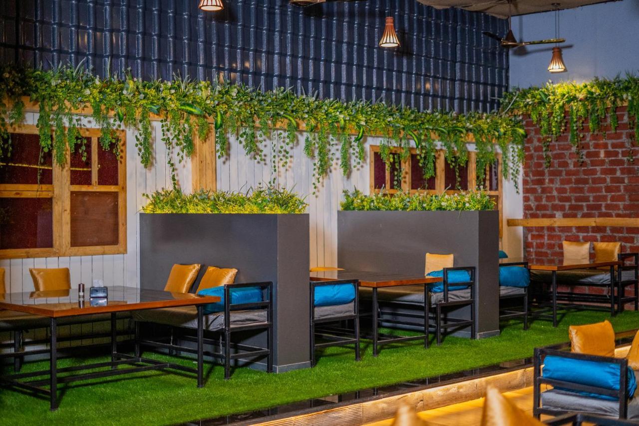 Hotel Mari Aai Residency Navi Mumbai Ngoại thất bức ảnh