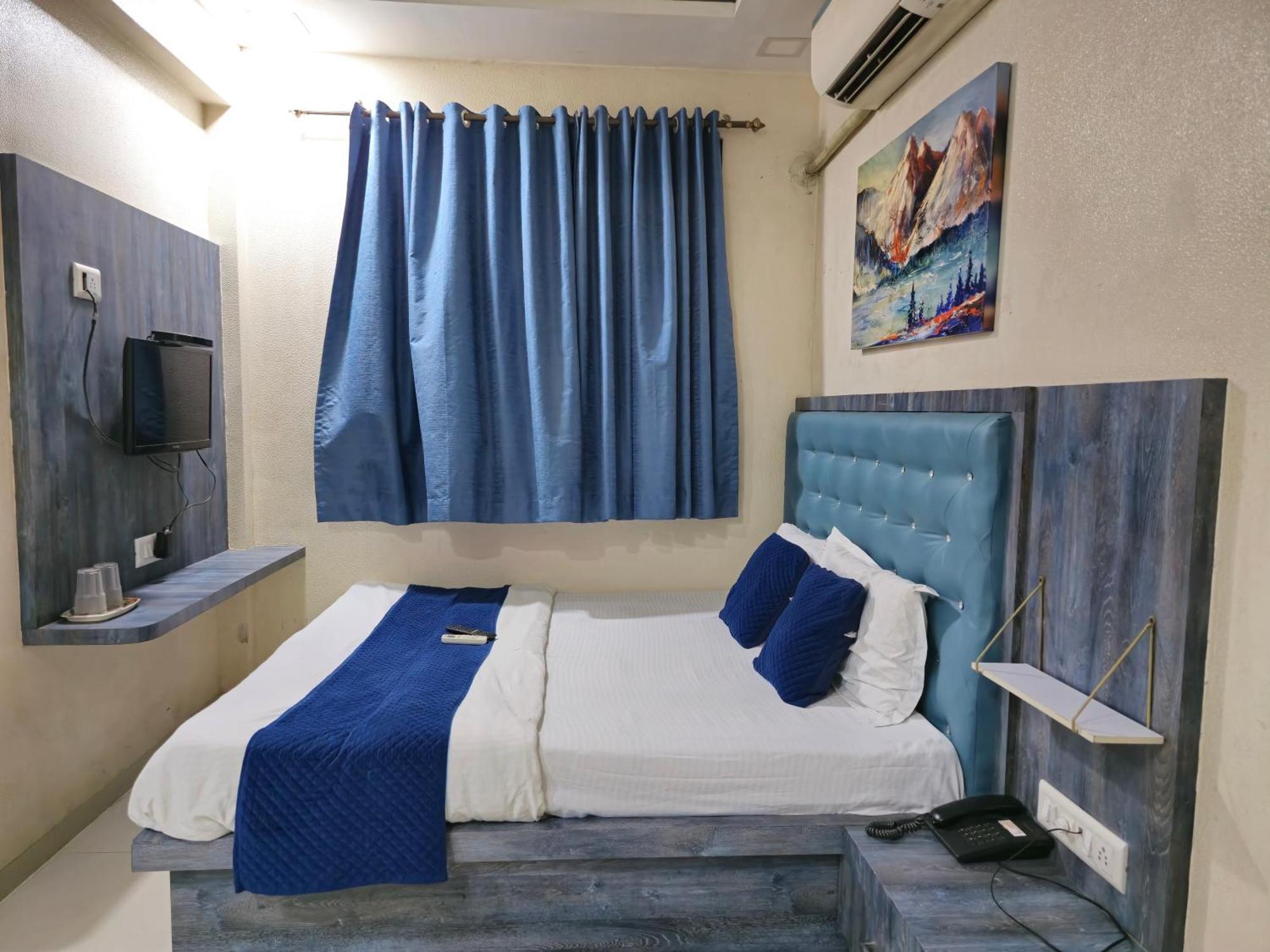 Hotel Mari Aai Residency Navi Mumbai Phòng bức ảnh