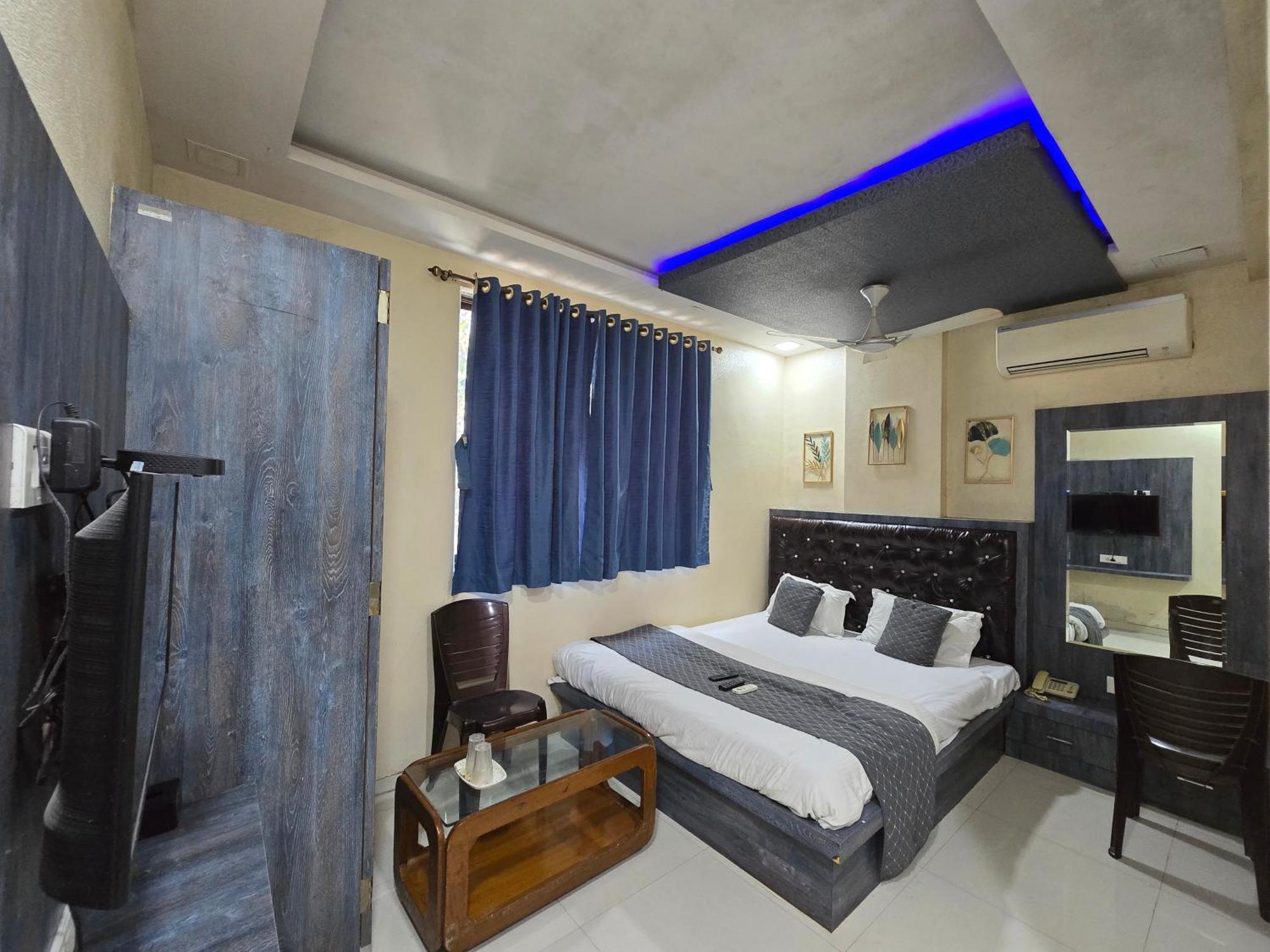 Hotel Mari Aai Residency Navi Mumbai Phòng bức ảnh